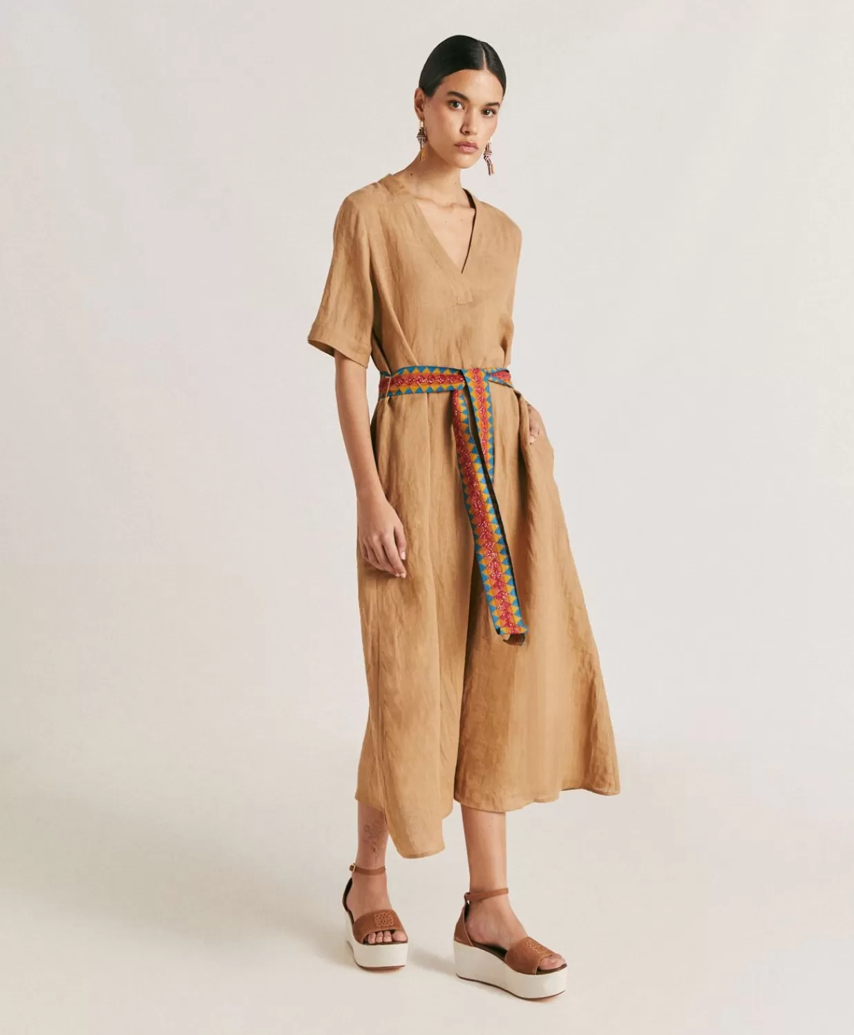 Momoni Vêtements>Robe En Lin Altamura - Sable